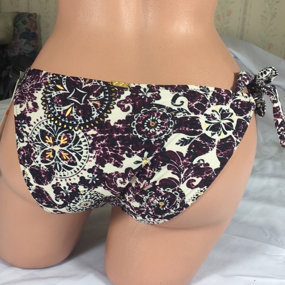 2 - Lot Bikini Bottoms XOXO & Lucky Brand SMALL - Picture 8 of 8